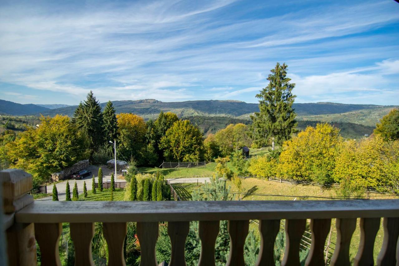 Alpina Panoramic Hotel Моисей Екстериор снимка